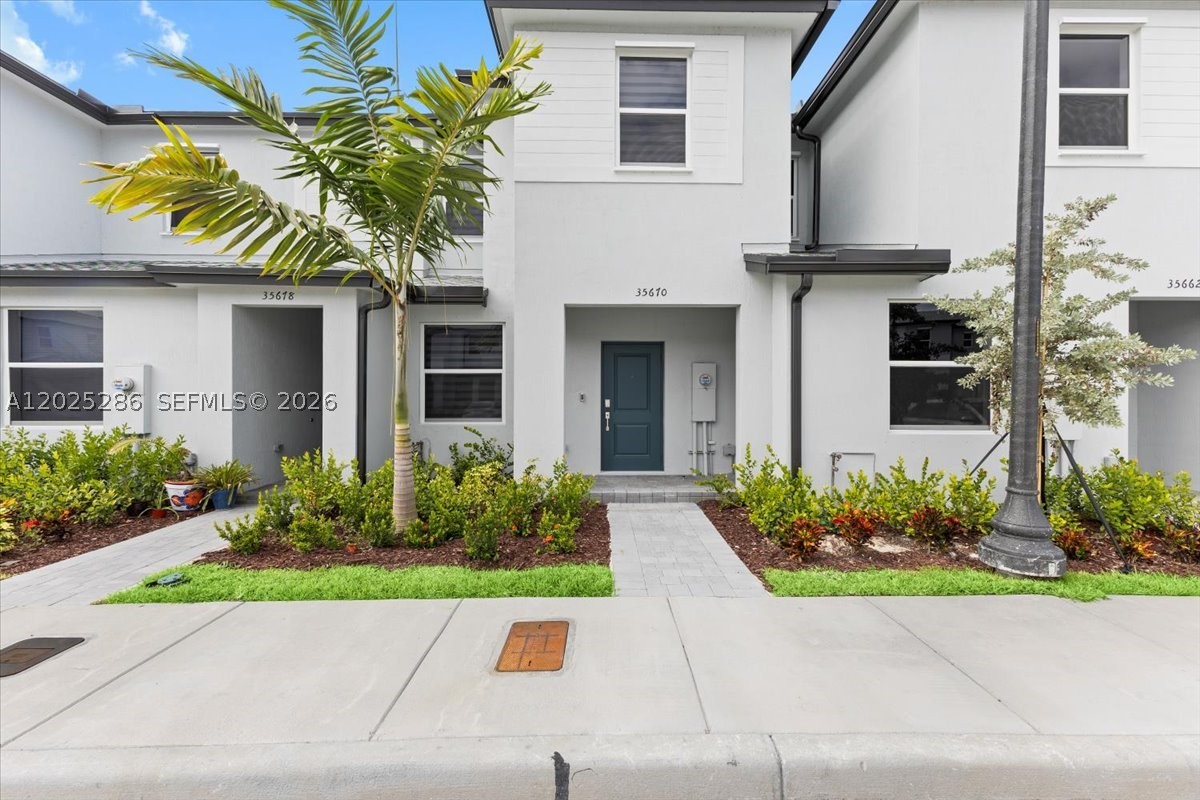Antillia - Residential