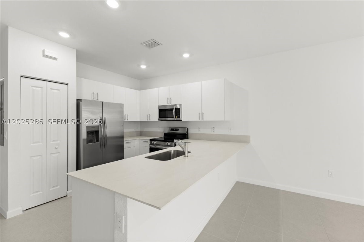 Antillia - Residential