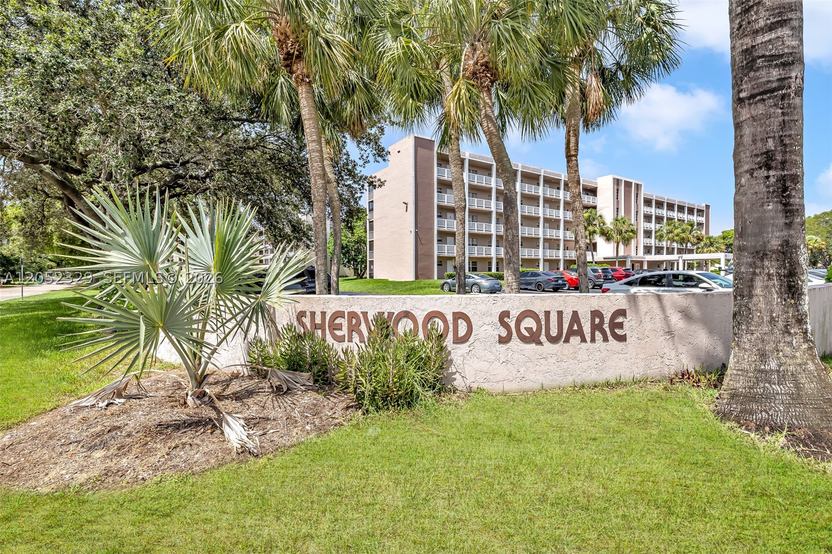 SHERWOOD SQUARE CONDOMINI - Residential