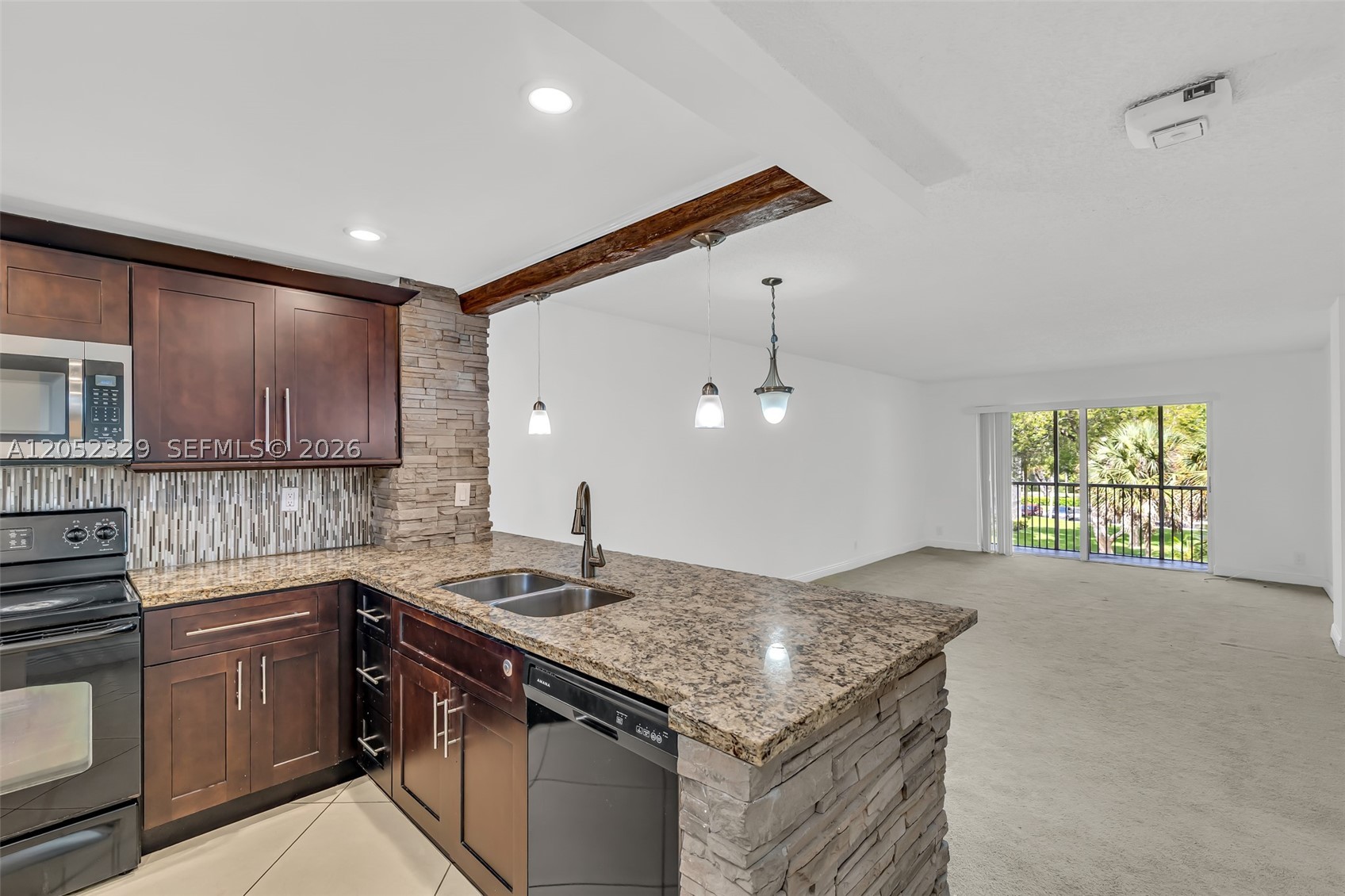 SHERWOOD SQUARE CONDOMINI - Residential