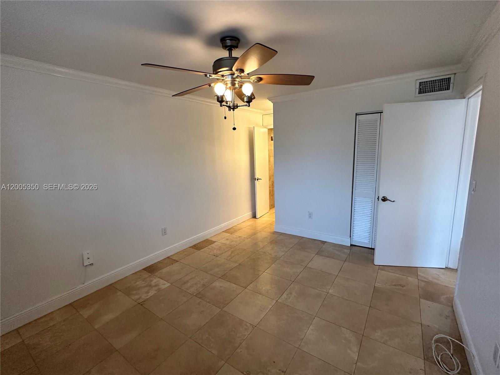 LINCOLN WEST GARDENS COND - Residential