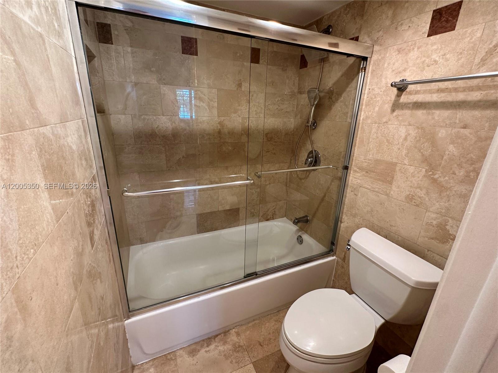 LINCOLN WEST GARDENS COND - Residential