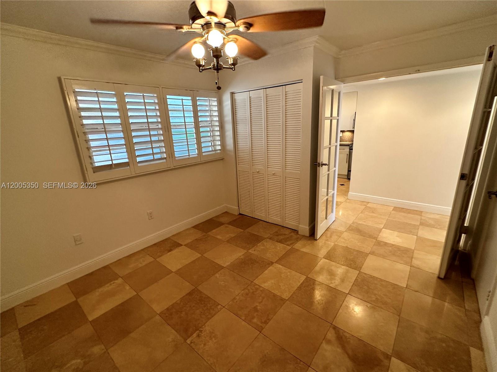 LINCOLN WEST GARDENS COND - Residential
