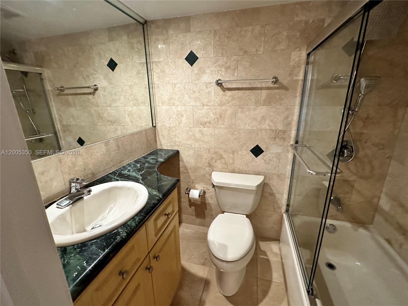 LINCOLN WEST GARDENS COND - Residential