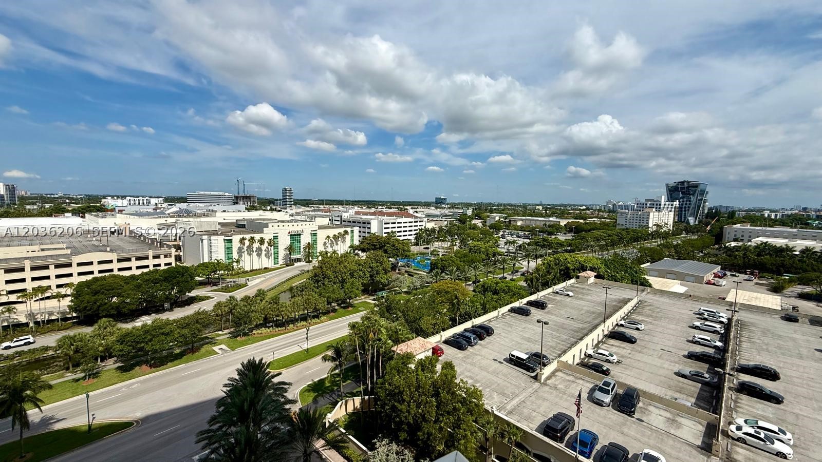 TURNBERRY ON THE GREEN CO - Residential Lease