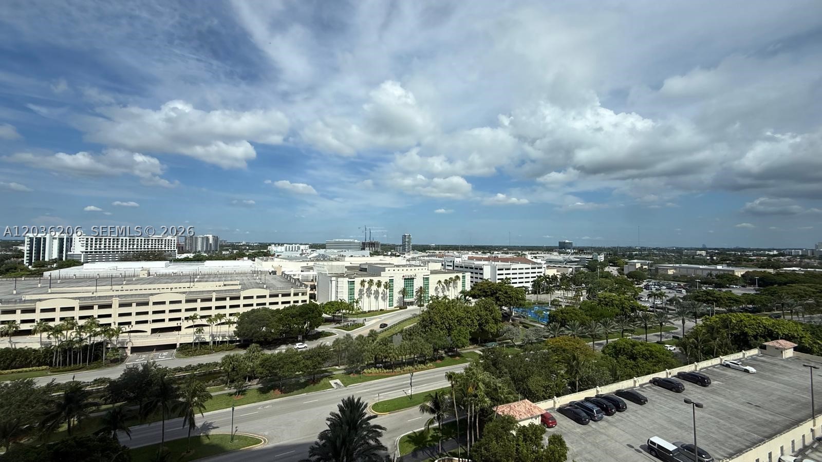 TURNBERRY ON THE GREEN CO - Residential Lease