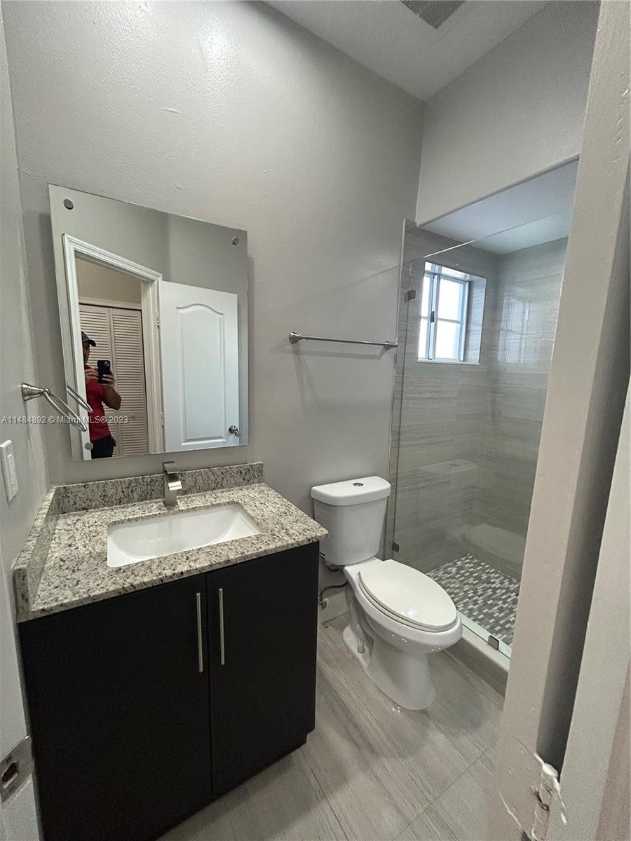 PELICANS POINT A T MILLER - Residential Lease