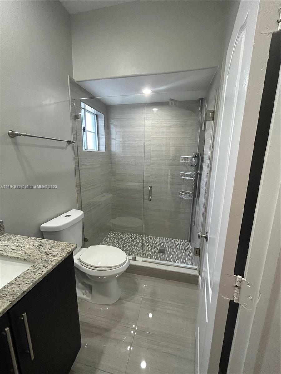 PELICANS POINT A T MILLER - Residential Lease