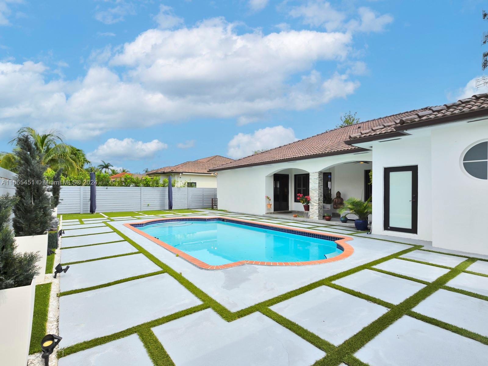 PRIMAVERA - Residential