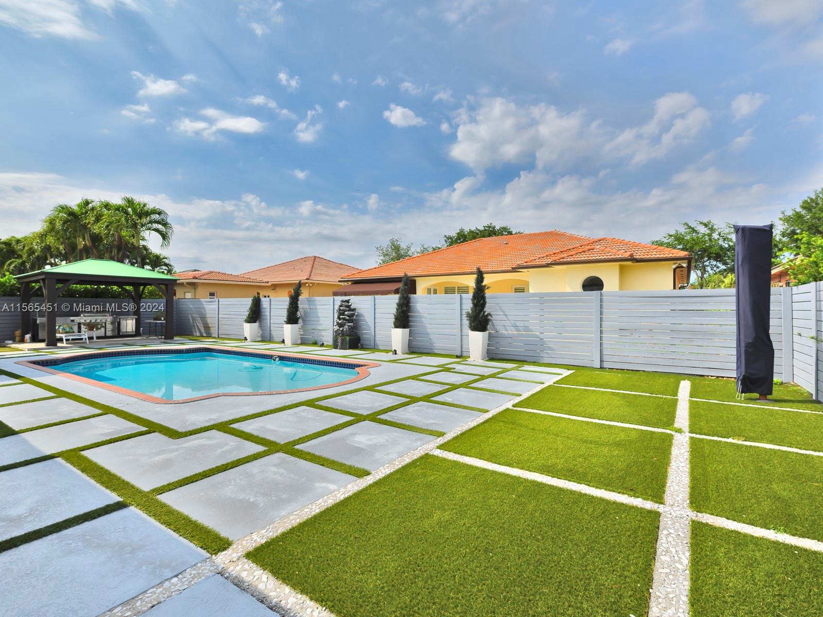 PRIMAVERA - Residential
