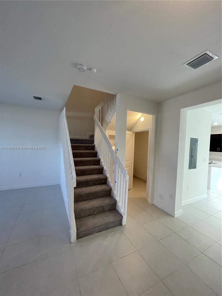 Pine isle - Residential Lease