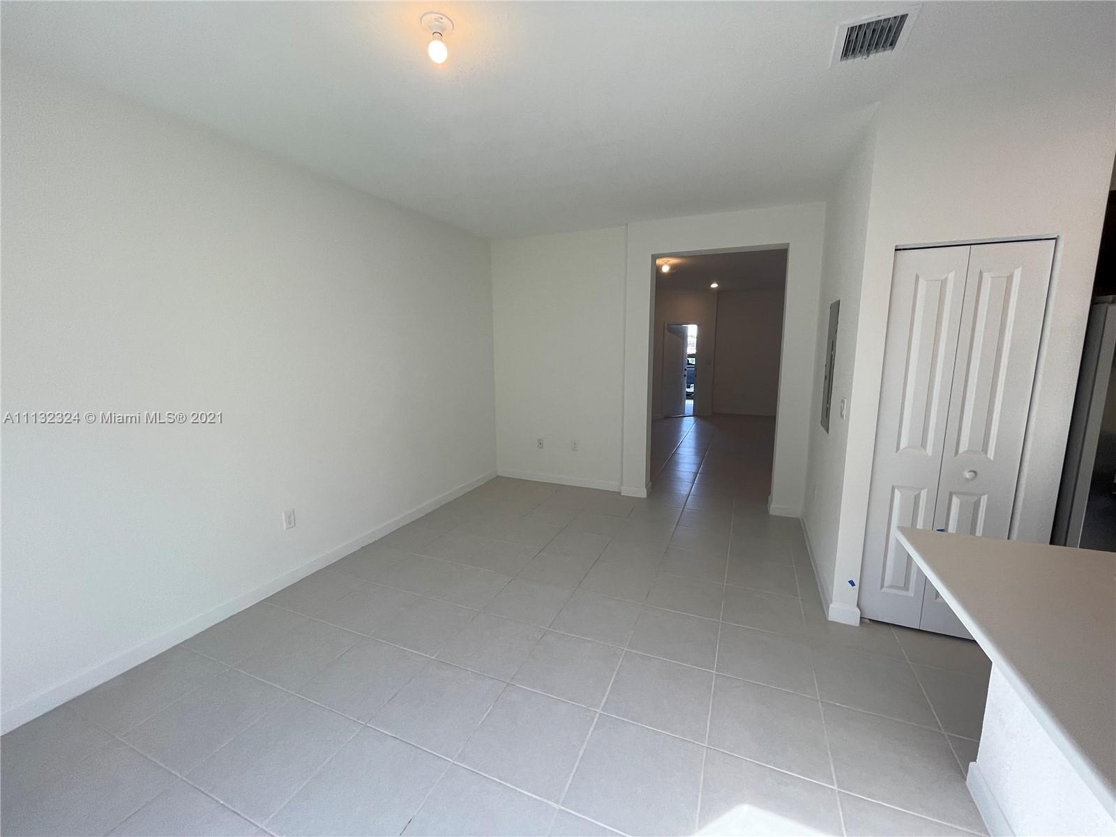 Pine isle - Residential Lease