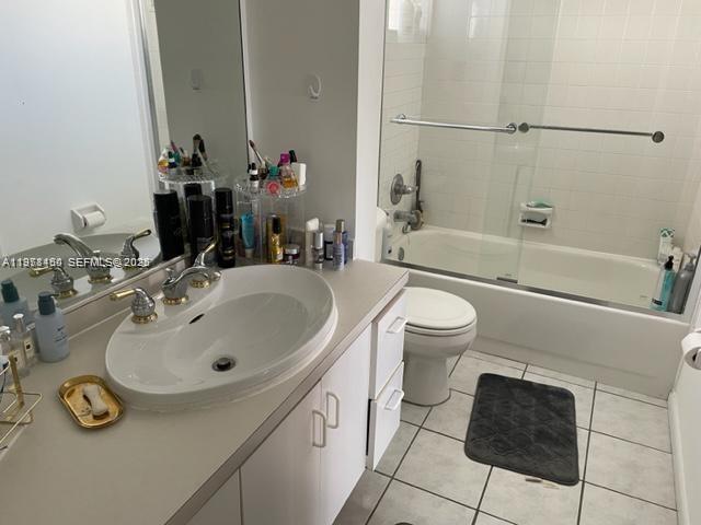 LE CARTIER CONDO - Residential Lease