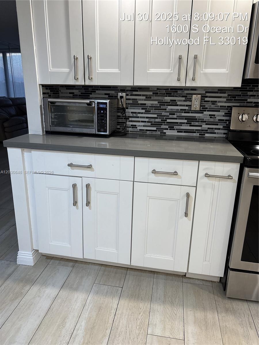 ALLINGTON TOWERS CONDO - Residential Lease