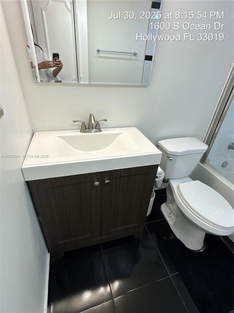 ALLINGTON TOWERS CONDO - Residential Lease