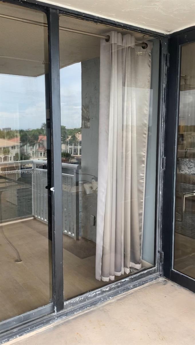 ALLINGTON TOWERS CONDO - Residential Lease