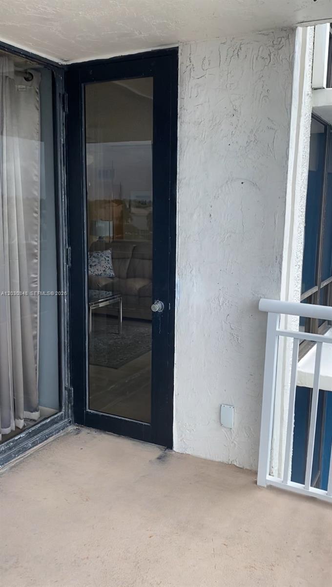 ALLINGTON TOWERS CONDO - Residential Lease