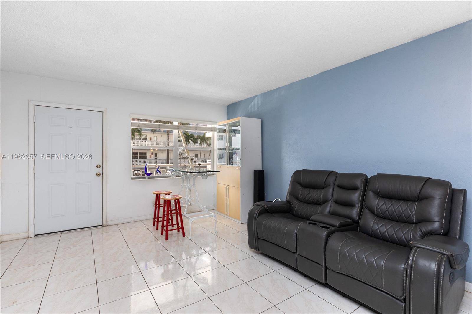 AMBASSADOR NORTH CO-OP - Residential