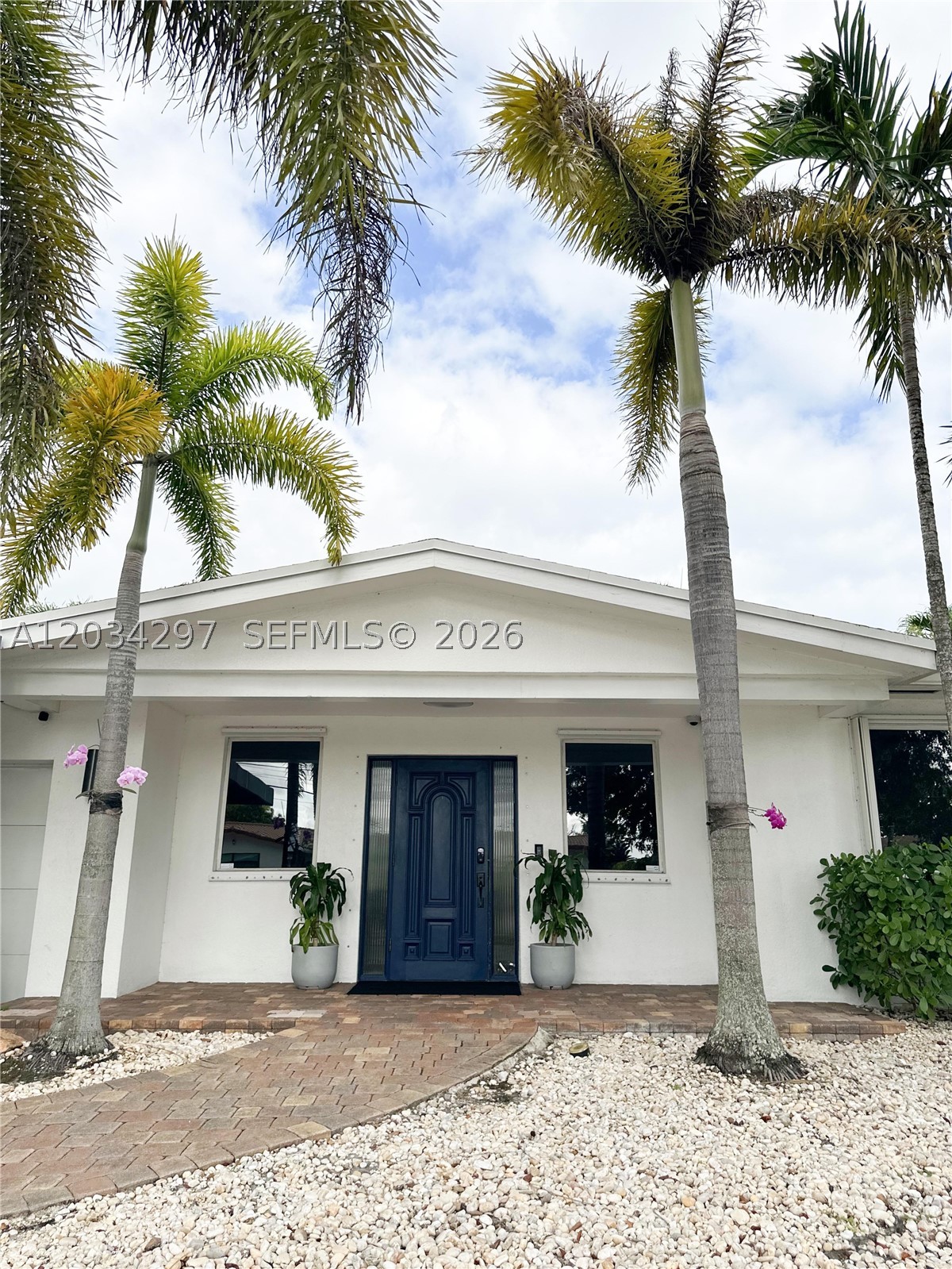 HIGHLAND LAKES EAST - Residential Lease