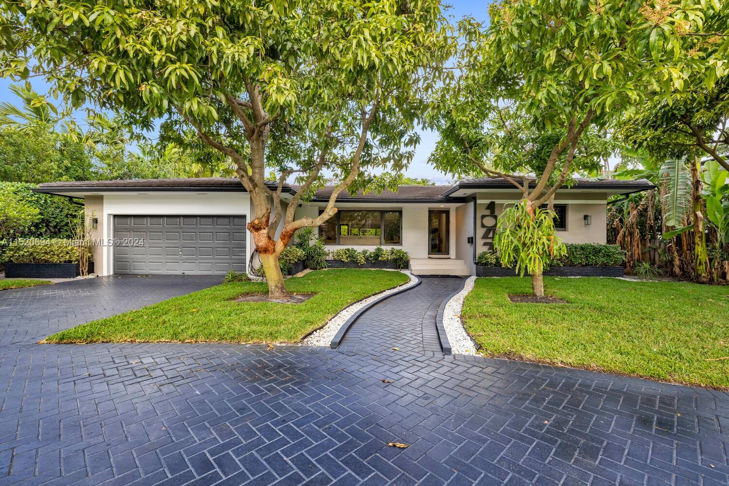 KINNEY PARK - Residential
