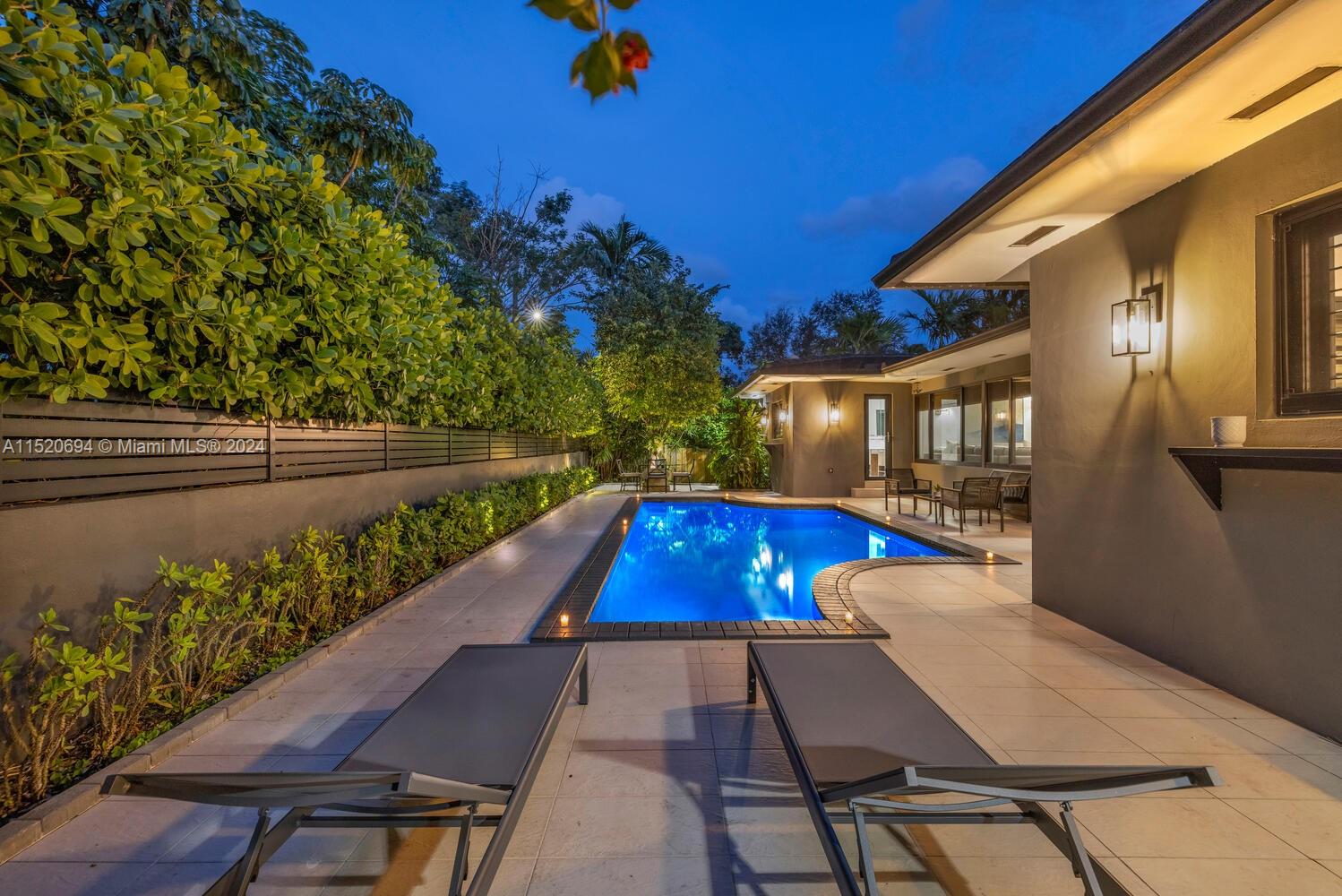 KINNEY PARK - Residential