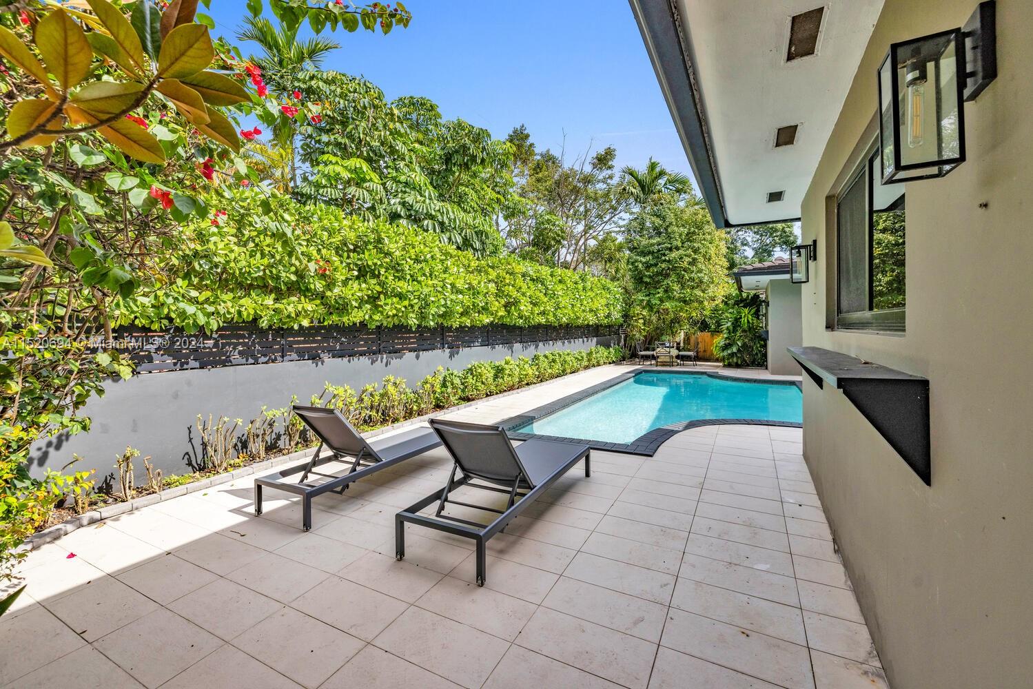 KINNEY PARK - Residential
