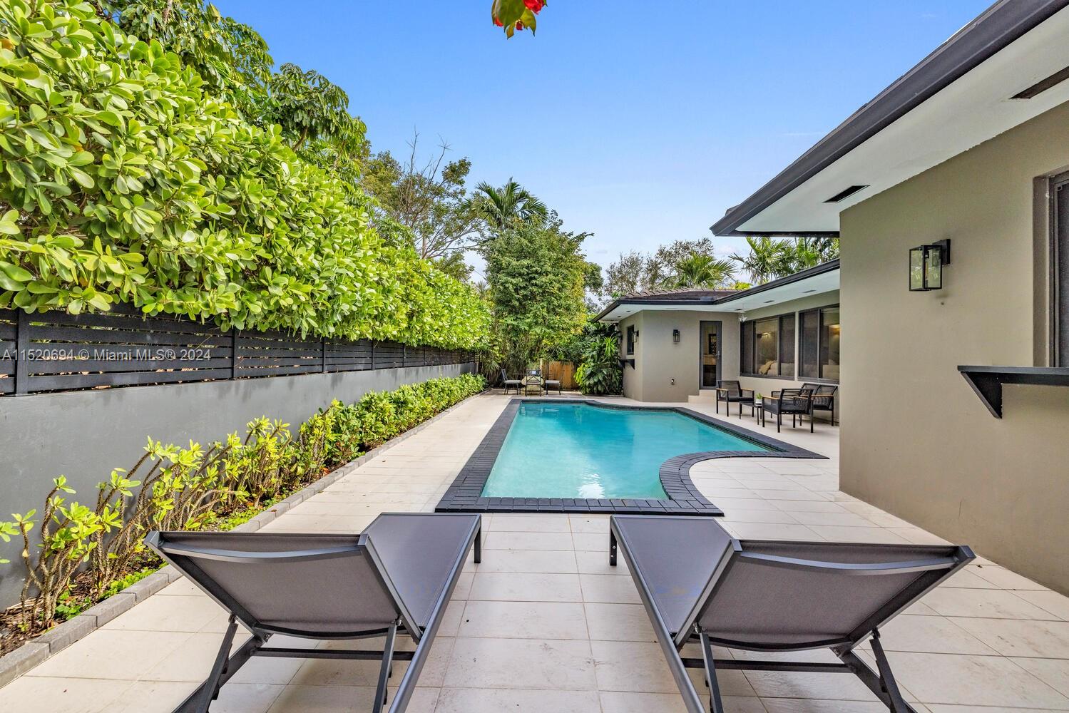 KINNEY PARK - Residential