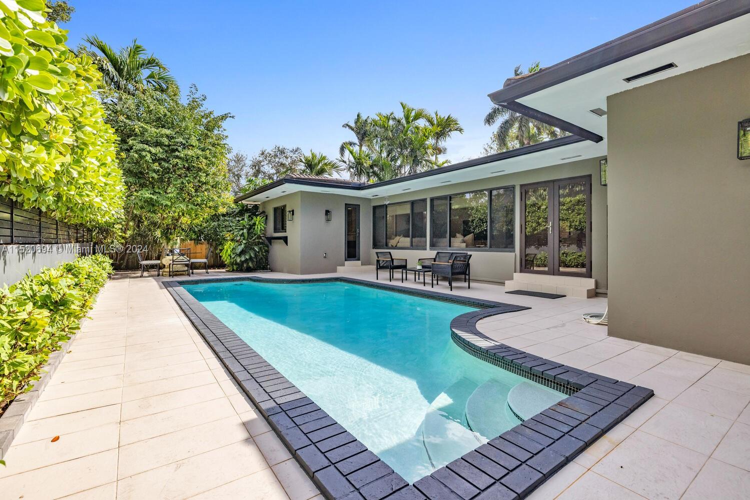KINNEY PARK - Residential