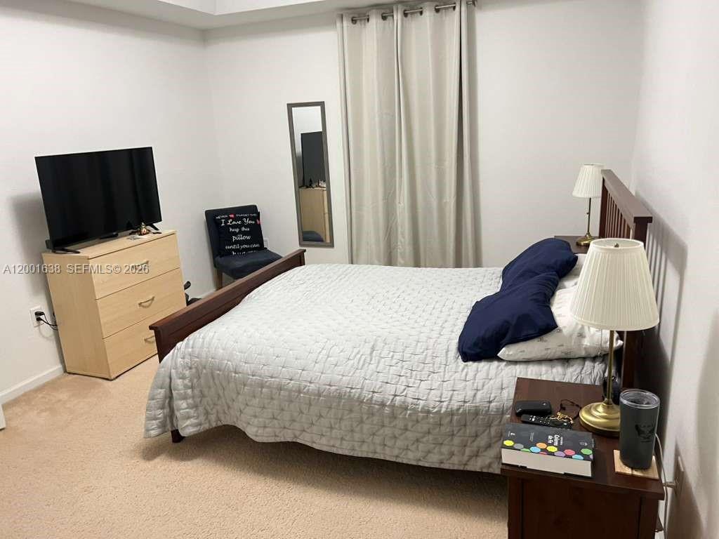 PROMENADE SHORES AT DORAL - Residential