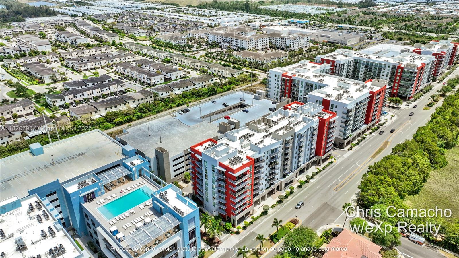 MIDTOWN AT DORAL - Residential