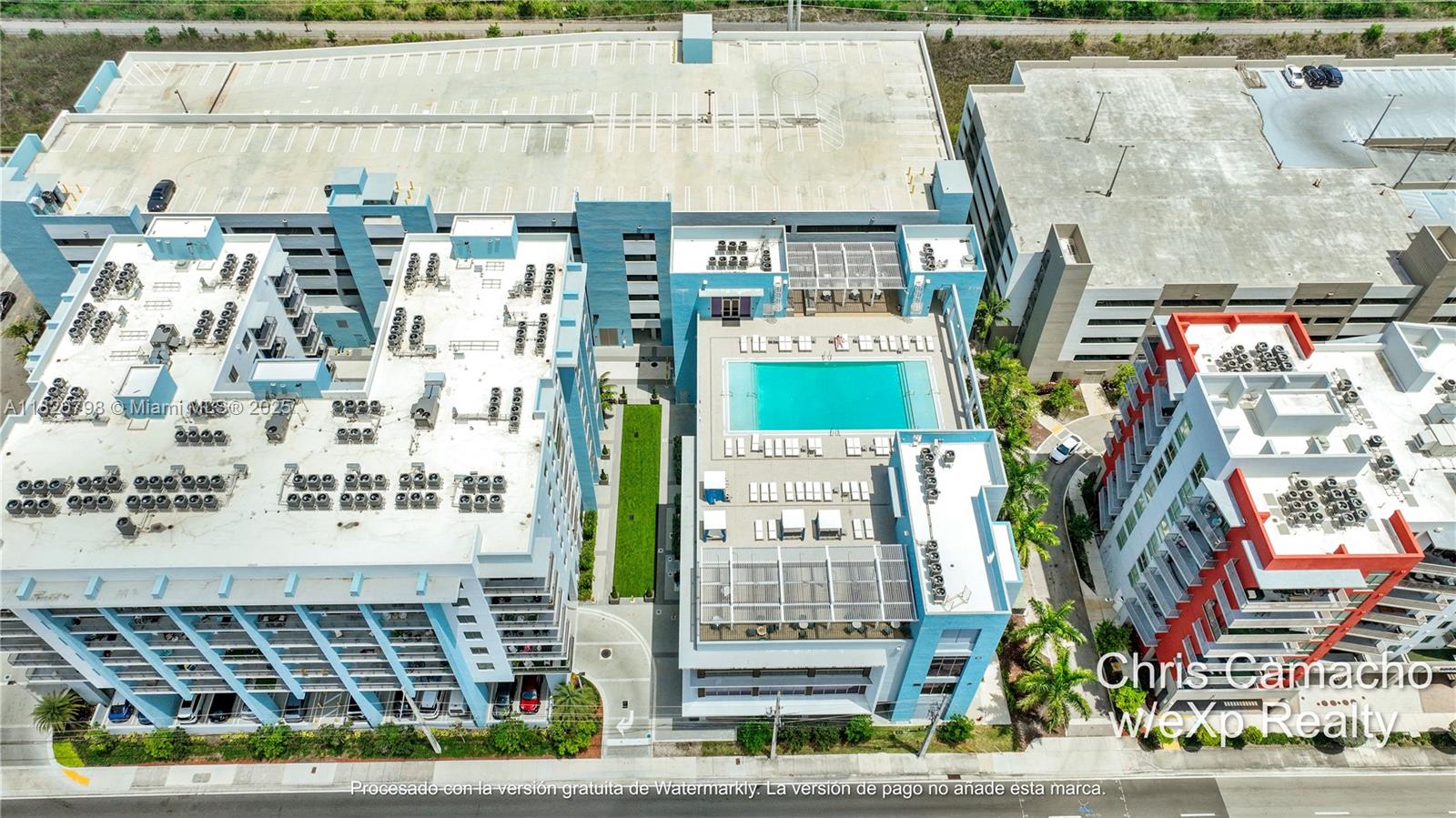 MIDTOWN AT DORAL - Residential