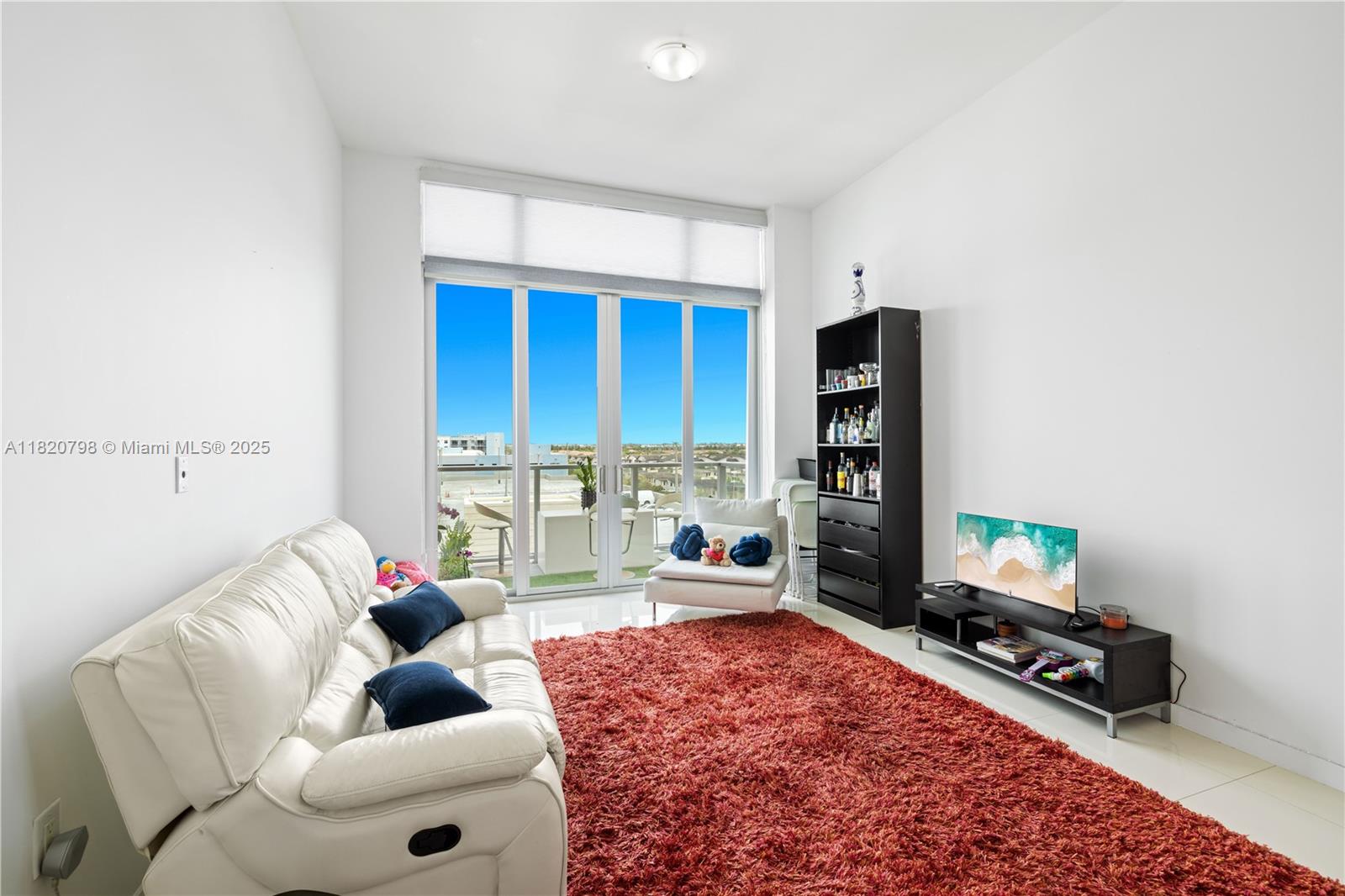 MIDTOWN AT DORAL - Residential