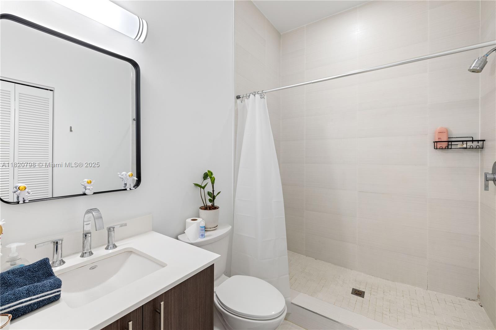 MIDTOWN AT DORAL - Residential
