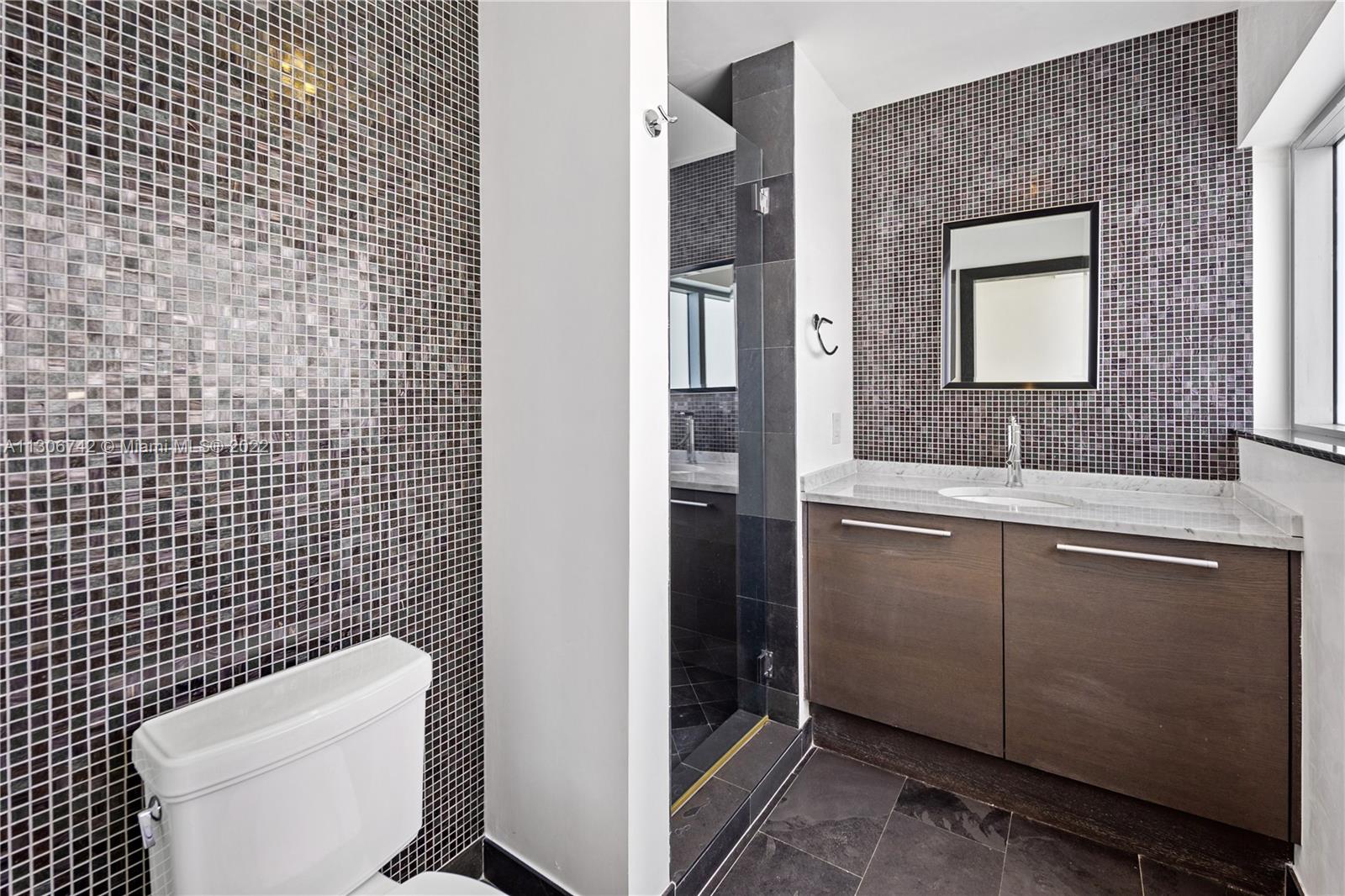 900 BISCAYNE BAY CONDO - Residential