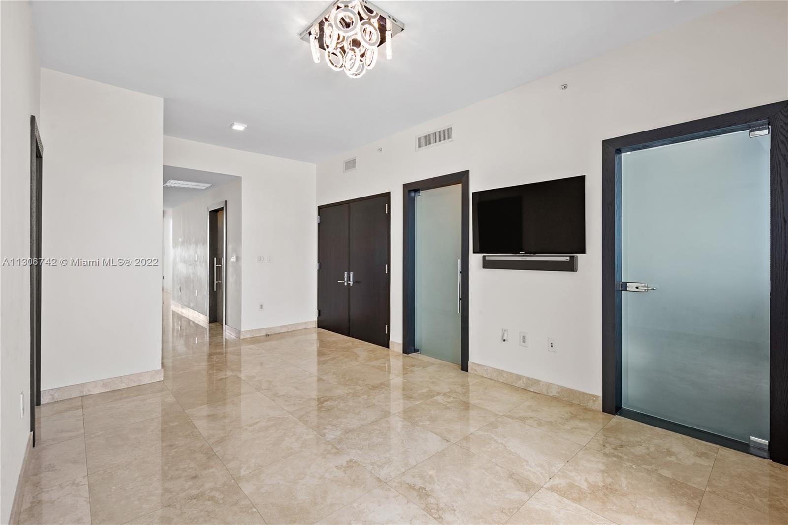900 BISCAYNE BAY CONDO - Residential
