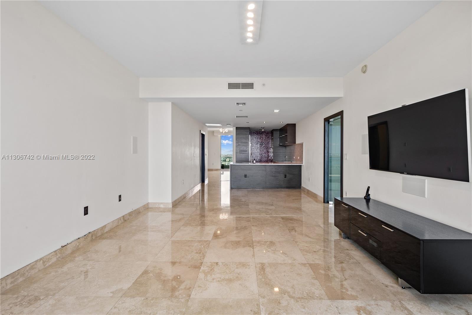 900 BISCAYNE BAY CONDO - Residential