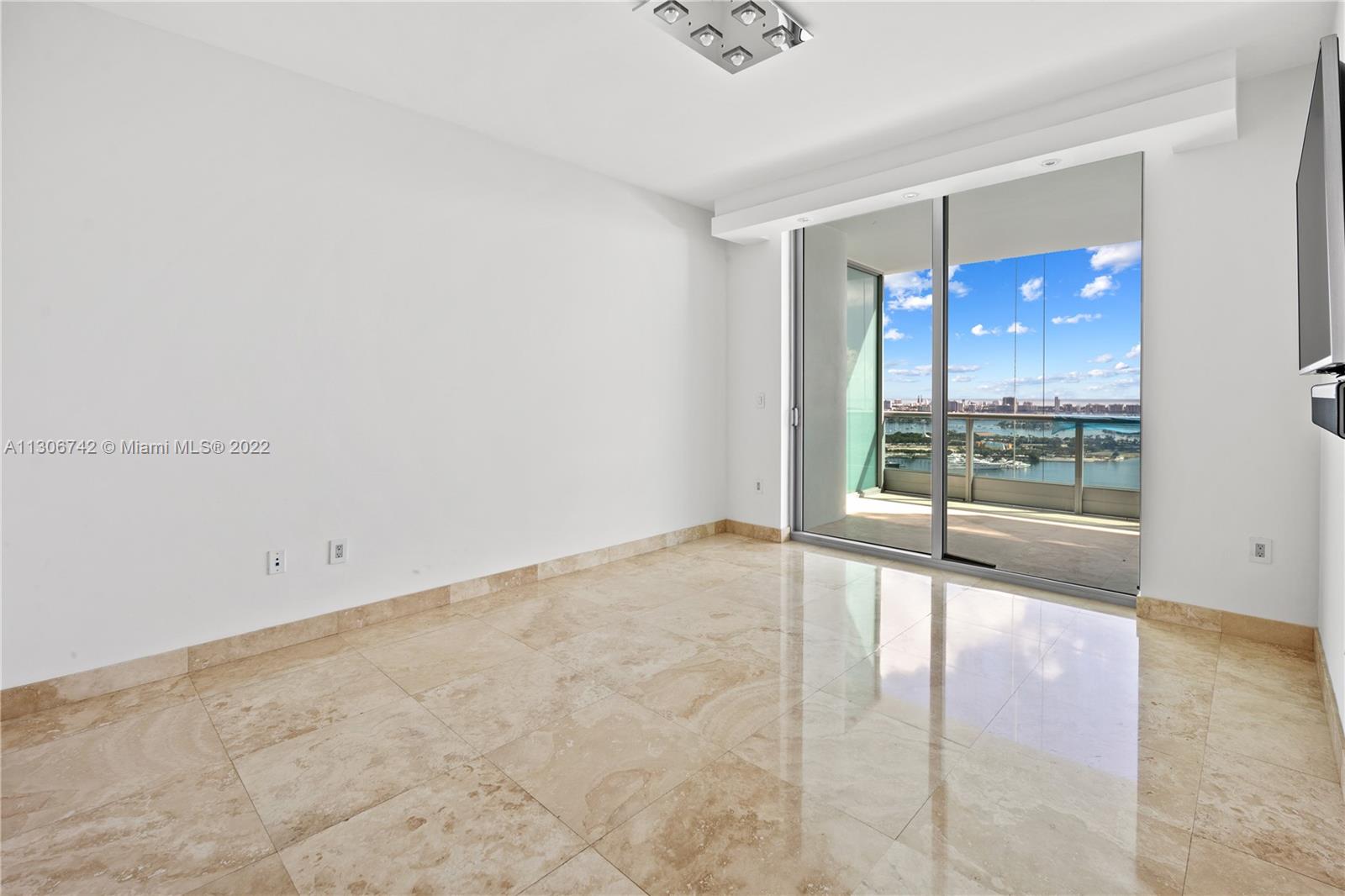 900 BISCAYNE BAY CONDO - Residential