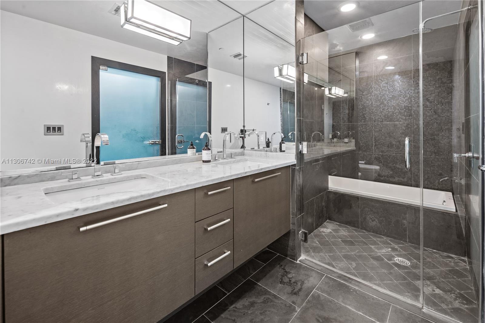 900 BISCAYNE BAY CONDO - Residential