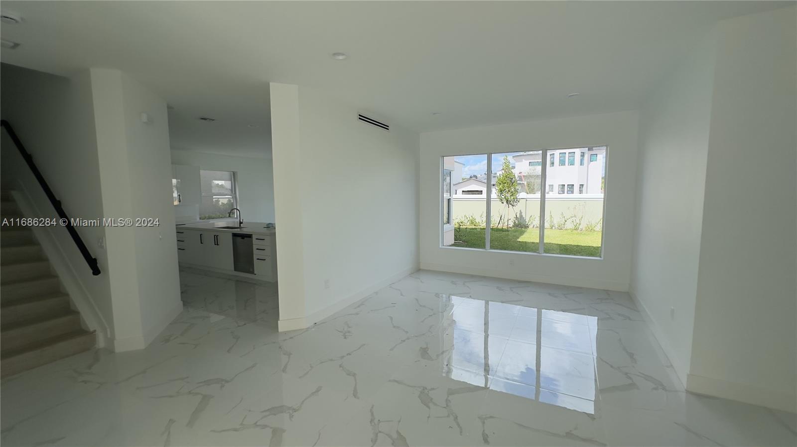 FOREST VIEW ESTATES - Residential Lease