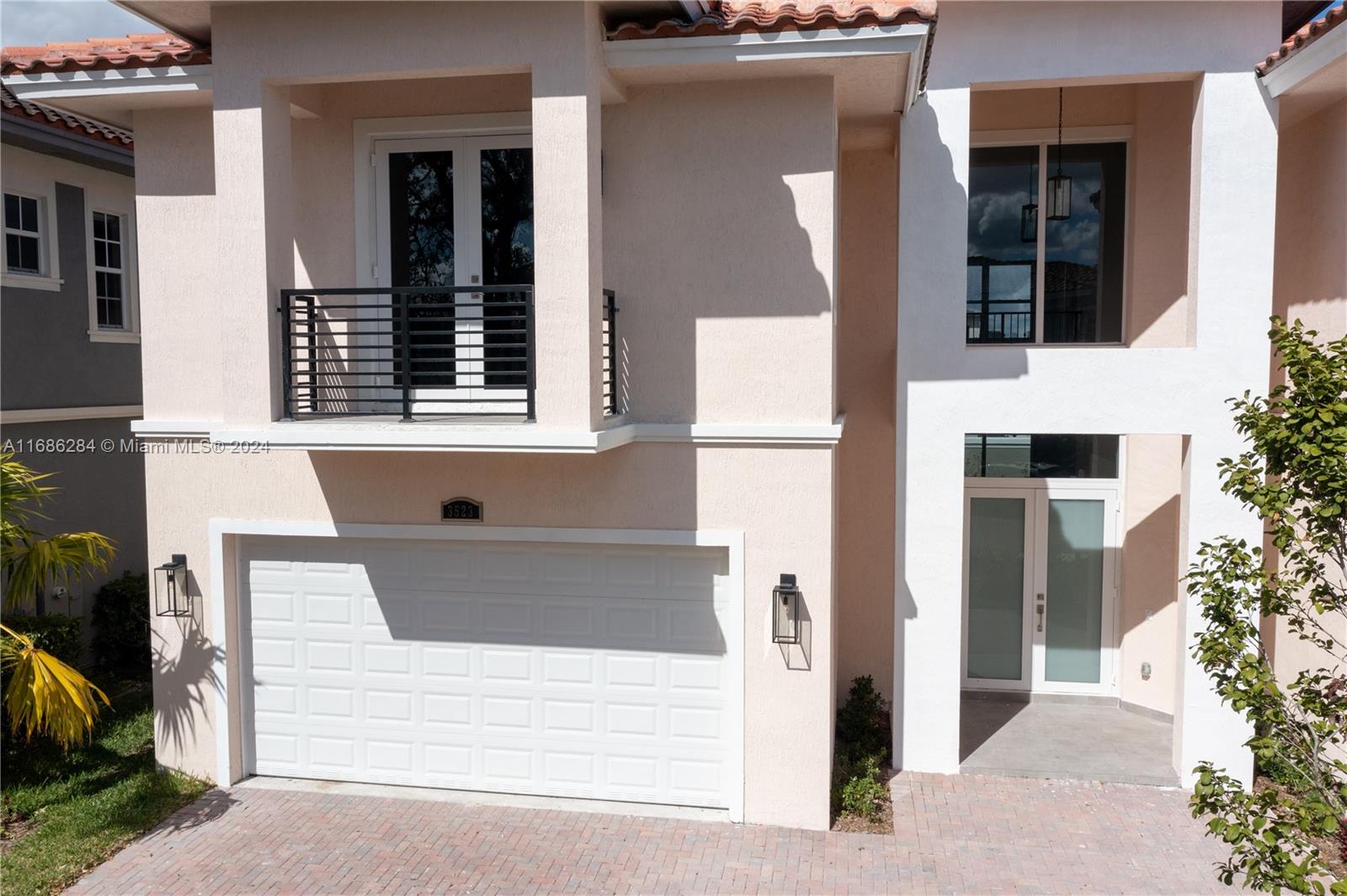 FOREST VIEW ESTATES - Residential Lease