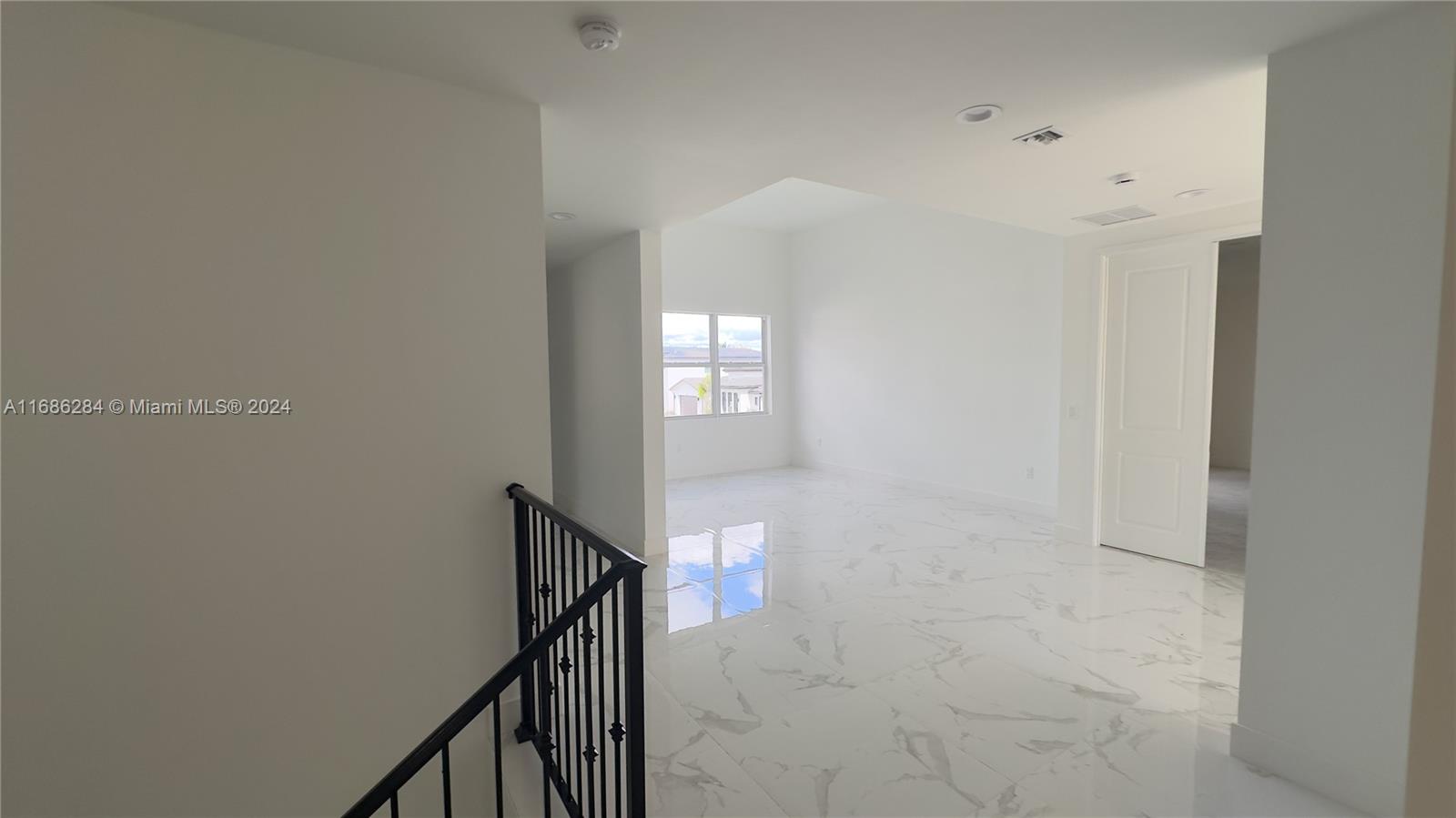 FOREST VIEW ESTATES - Residential Lease