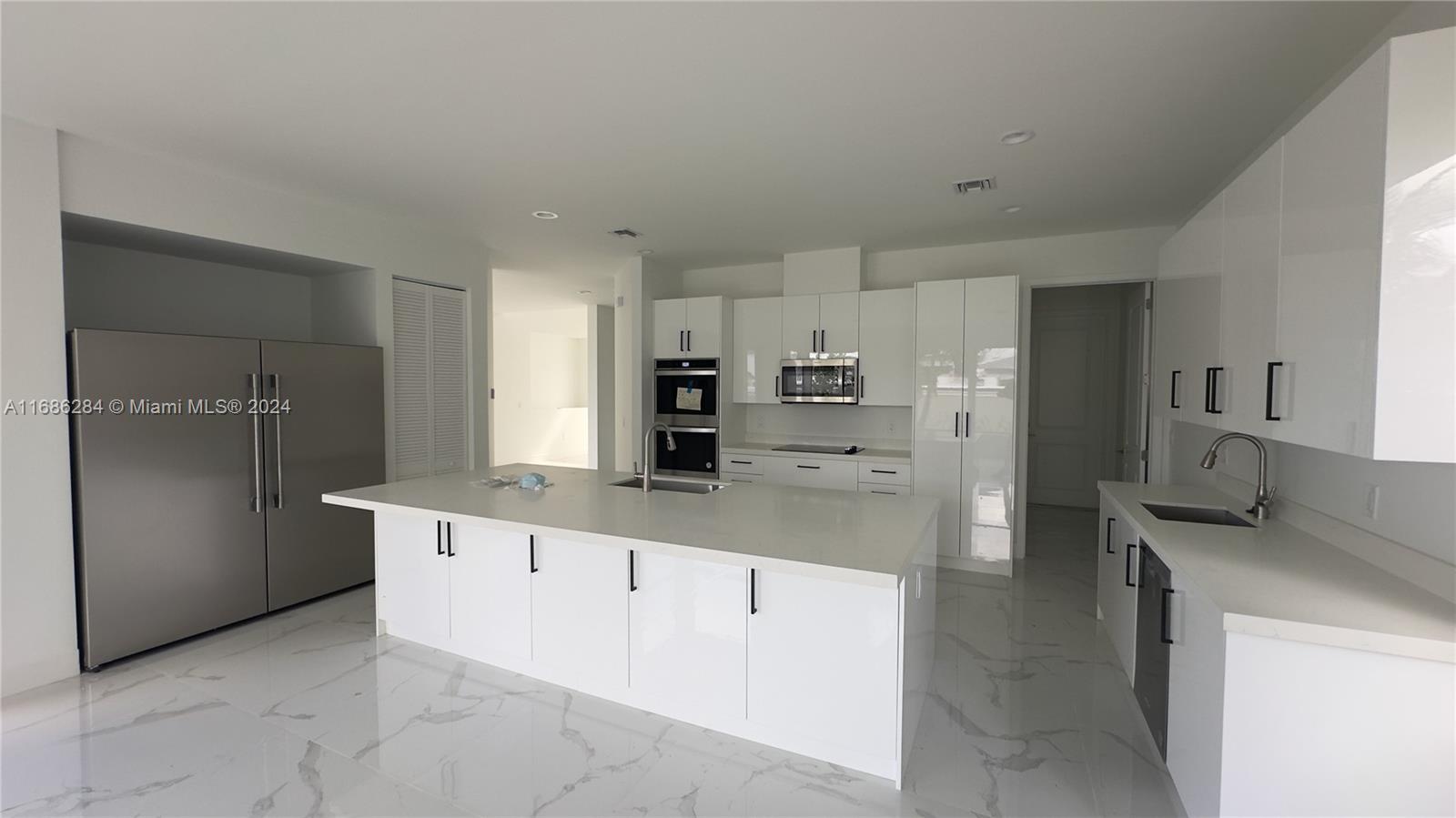 FOREST VIEW ESTATES - Residential Lease