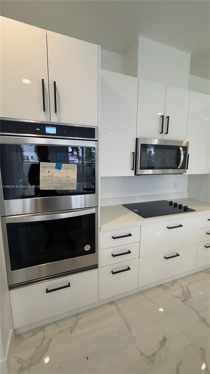 FOREST VIEW ESTATES - Residential Lease