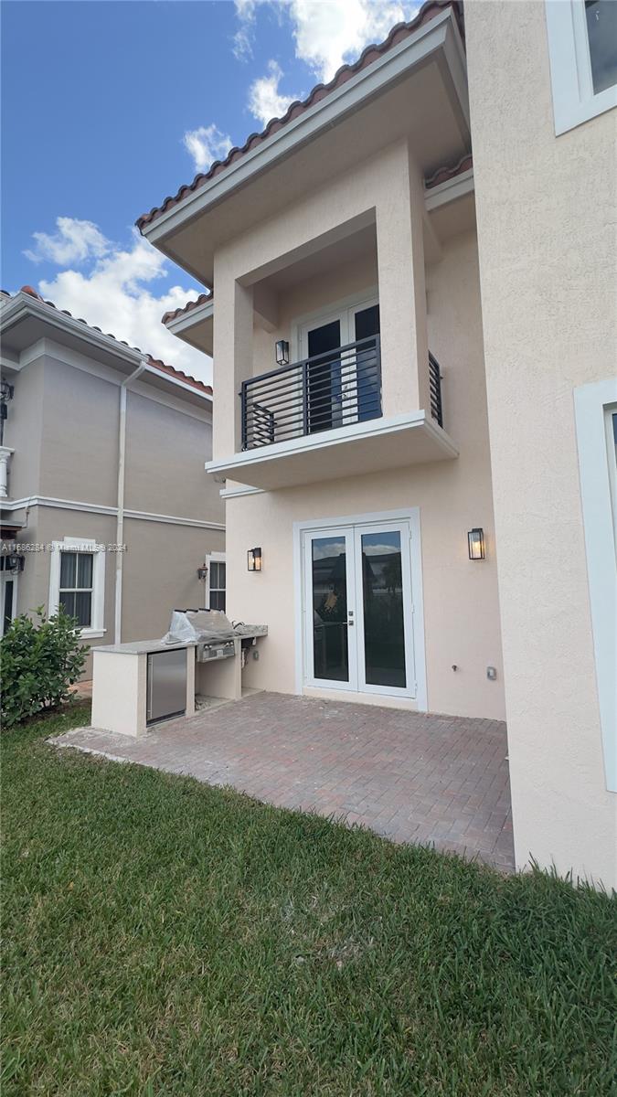 FOREST VIEW ESTATES - Residential Lease