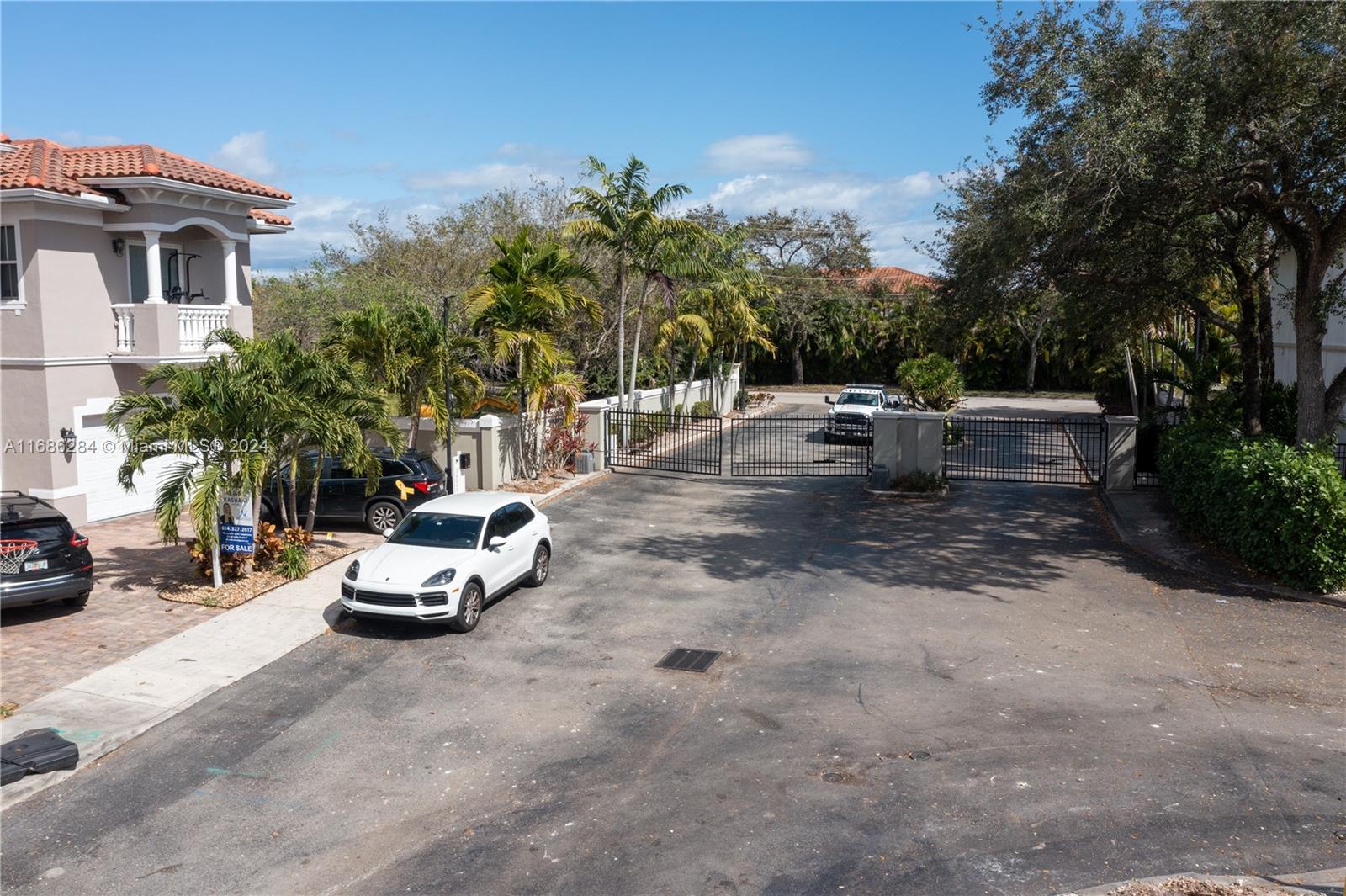 FOREST VIEW ESTATES - Residential Lease
