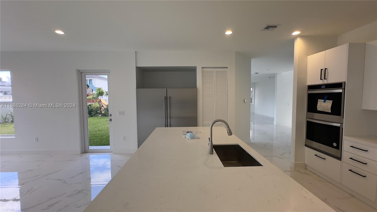FOREST VIEW ESTATES - Residential Lease