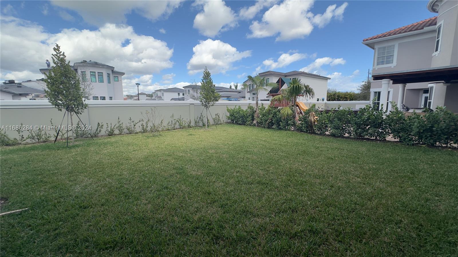 FOREST VIEW ESTATES - Residential Lease