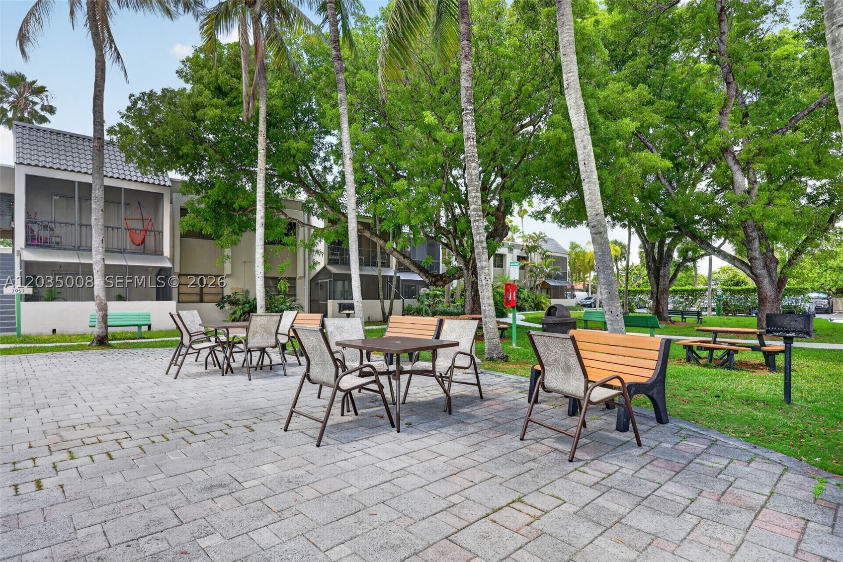 Venetian Palms Condo - Residential