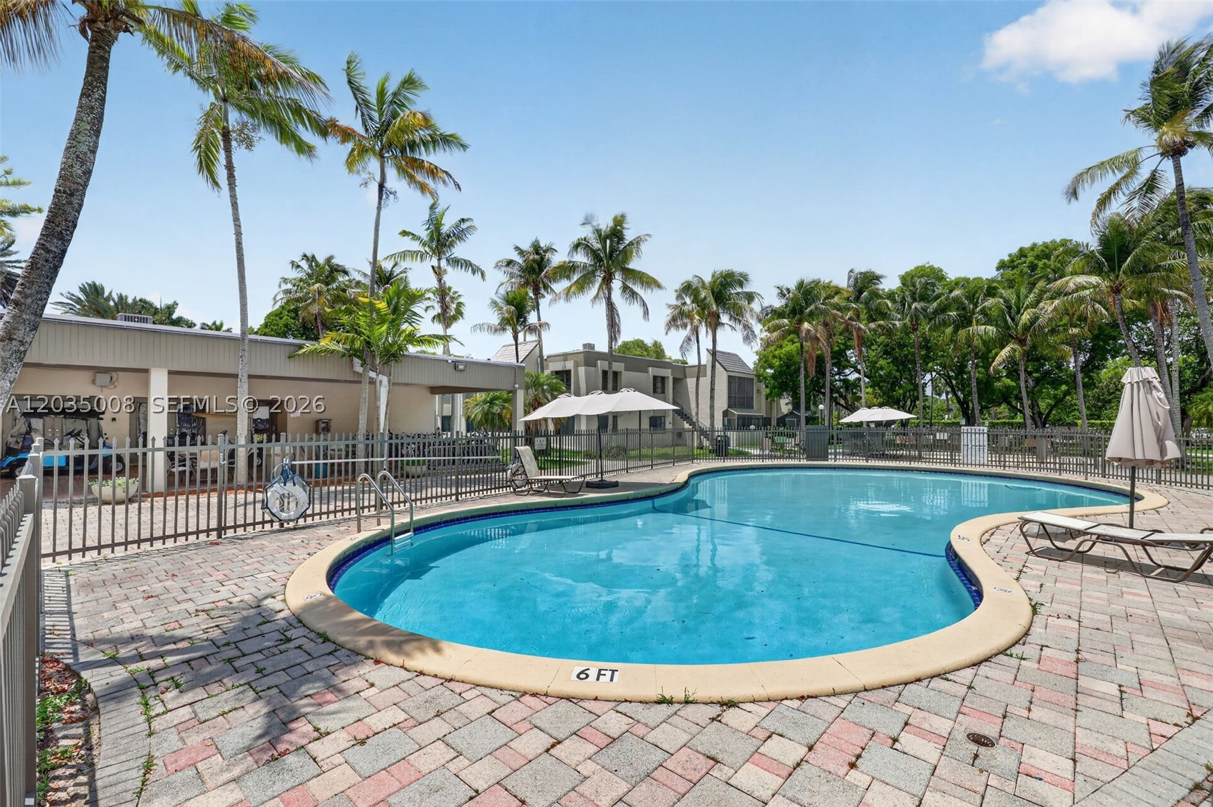 Venetian Palms Condo - Residential