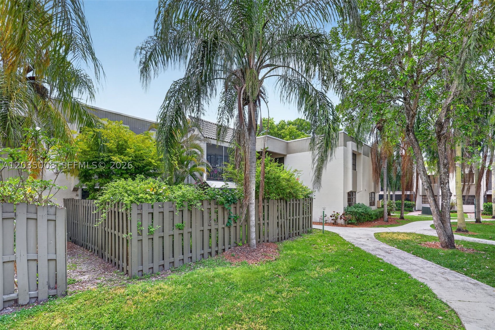 Venetian Palms Condo - Residential